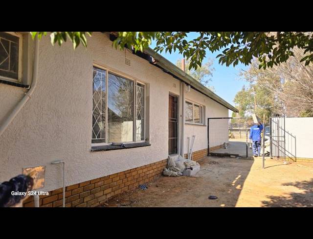 3 BEDROOM HOUSE FOR SALE IN GROENEWEIDE